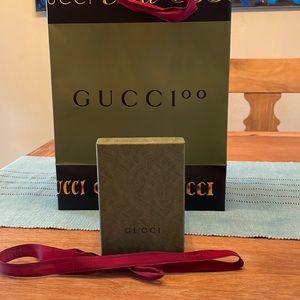 Authentic Gucci Empty Wallet Box & Shopping Bag